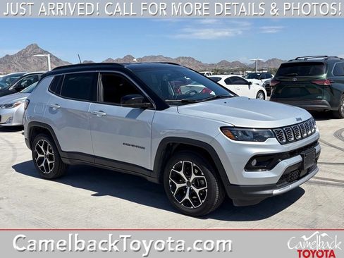Used 2025 Jeep Compass Limited AWD/4WD image 1