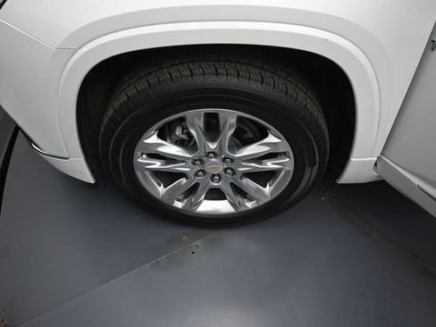 Used 2021 Chevrolet Traverse High Country w/ LPO, Floor Liner Package AWD/4WD image 45