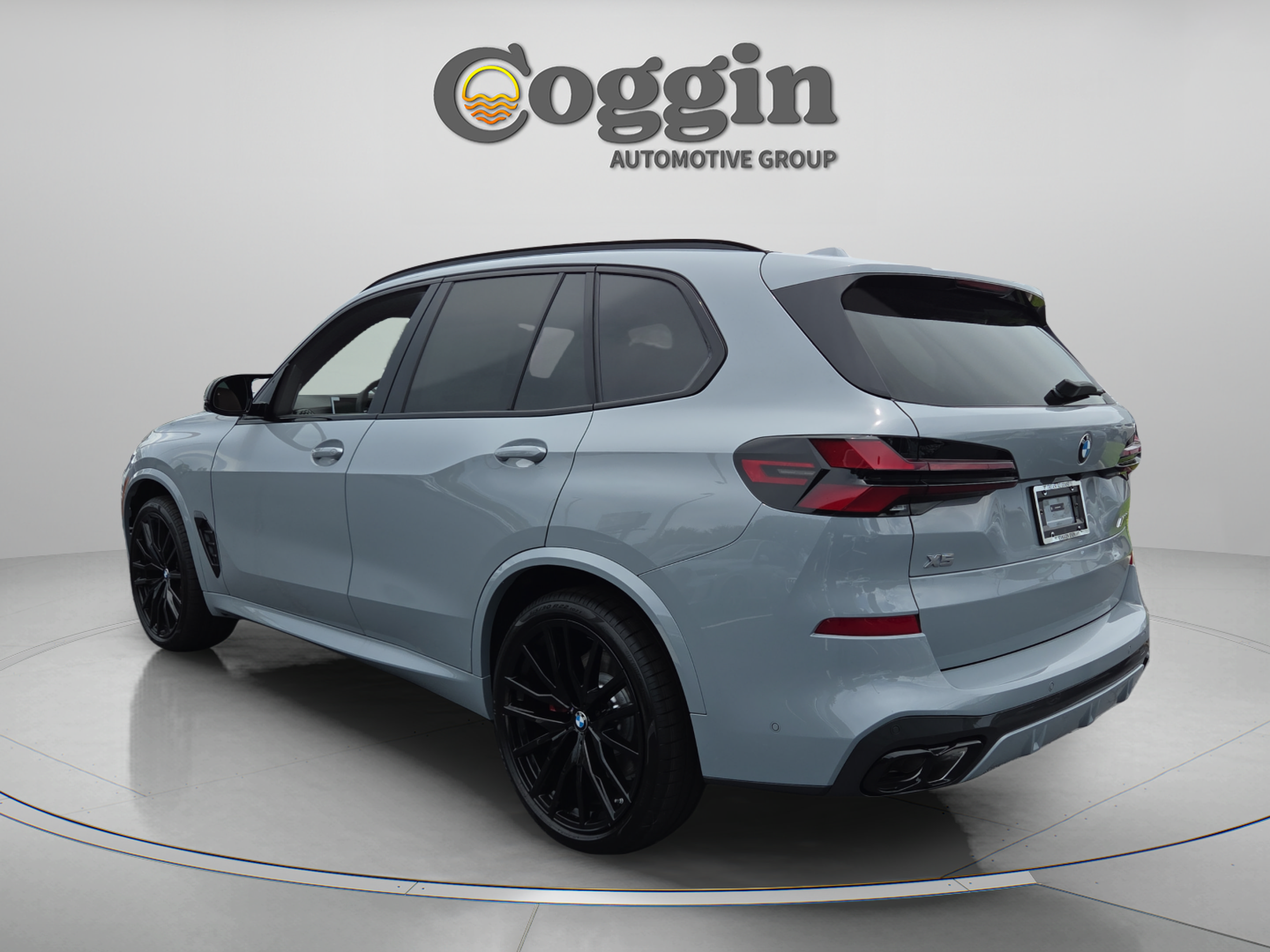 New 2026 BMW X5 M60i AWD/4WD image 3