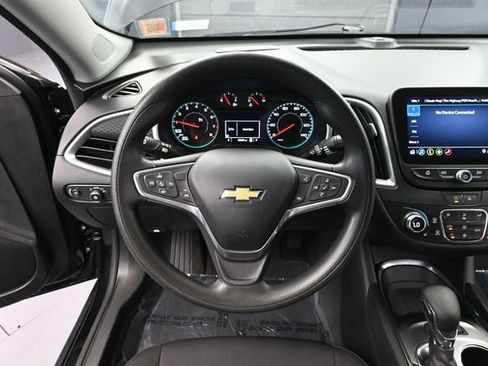 Used 2023 Chevrolet Malibu LT FWD image 24