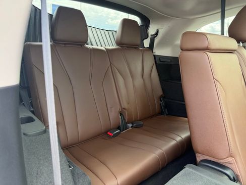 Used 2024 Acura MDX SH-AWD w/ Technology Package image 26