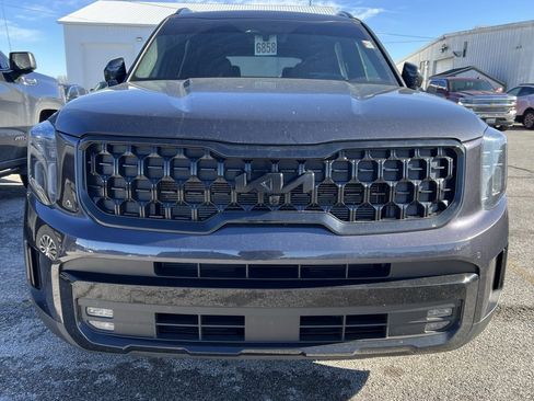 Used 2025 Kia Telluride SX Prestige X-Line image 2