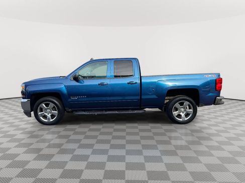Used 2017 Chevrolet Silverado 1500 LT w/ All Star Edition AWD/4WD image 4