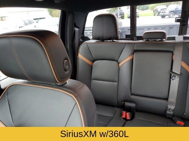Used 2023 GMC Canyon AT4 w/ AT4 Premium Package AWD/4WD image 14