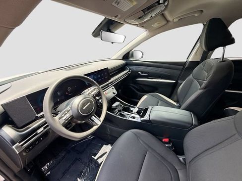 Certified 2025 Hyundai Tucson SEL FWD image 19