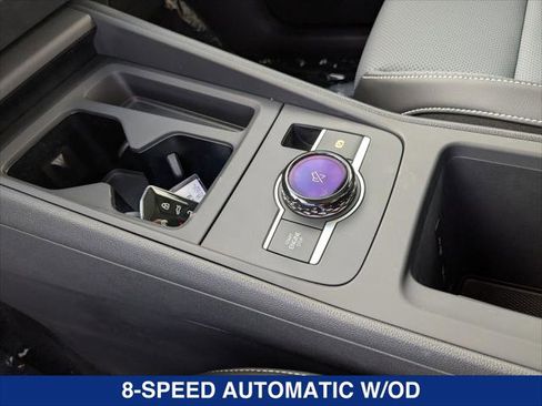 New 2025 Volkswagen Tiguan SE AWD/4WD image 14