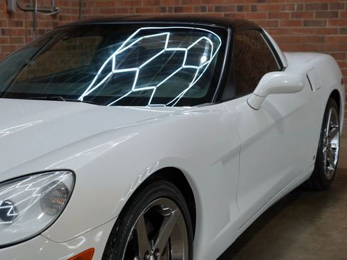 Used 2008 Chevrolet Corvette Coupe w/ Preferred Equipment Group RWD image 22