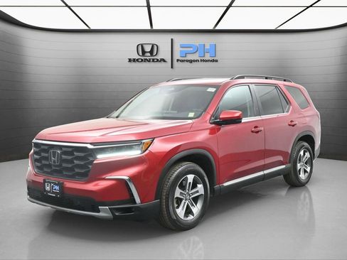 Certified 2025 Honda Pilot EX-L image 1
