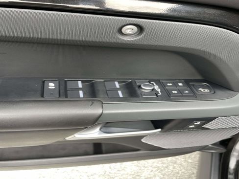 Used 2022 Land Rover Defender 110 X image 21