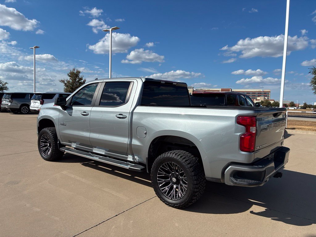 Used 2024 Chevrolet Silverado 1500 RST w/ Z71 Off-Road Package AWD/4WD image 3