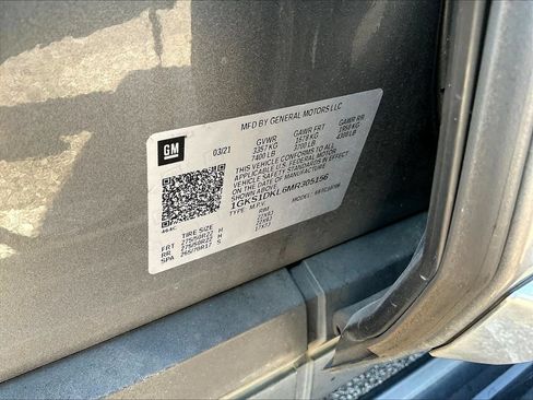 Used 2021 GMC Yukon Denali w/ Denali Premium Package RWD image 6