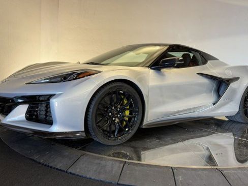 Used 2023 Chevrolet Corvette Z06 w/ Stealth Interior Trim Package image 33