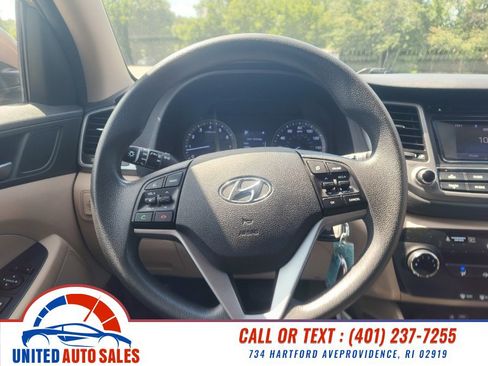 Used 2017 Hyundai Tucson SE w/ SE Popular Package 02 AWD/4WD image 16