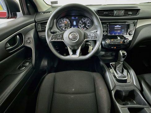 Used 2019 Nissan Rogue Sport S FWD image 21