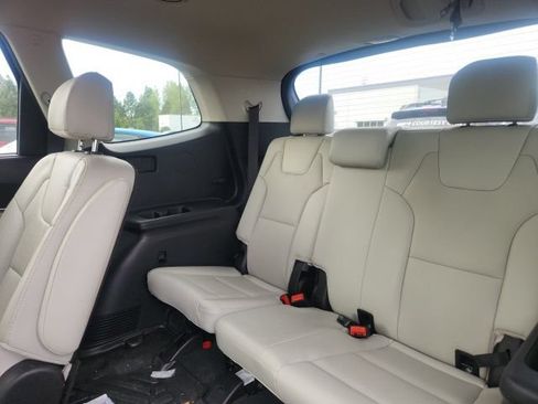 Used 2021 Kia Telluride EX w/ EX Premium Package AWD/4WD image 7