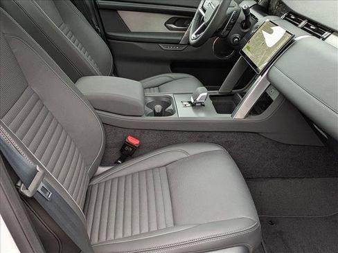New 2026 Land Rover Discovery Sport Landmark AWD/4WD image 18