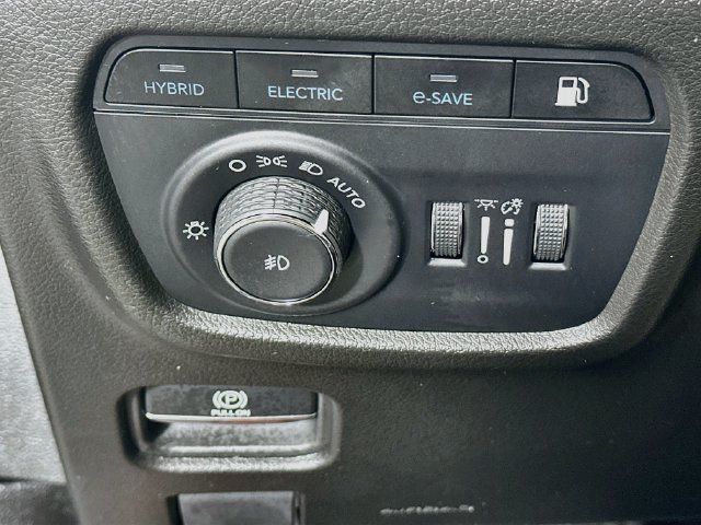 Used 2023 Jeep Grand Cherokee 30th Anniversary AWD/4WD image 26