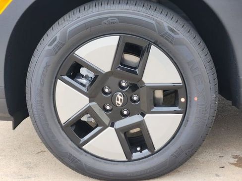 Used 2026 Hyundai Santa Fe SEL image 7