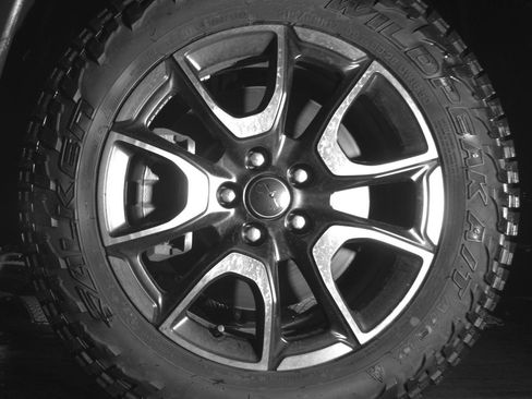Used 2025 Jeep Compass Trailhawk AWD/4WD image 12