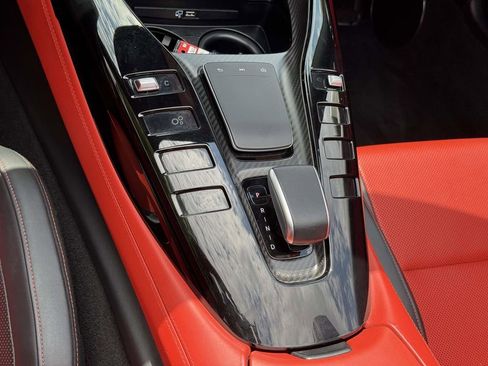 Used 2020 Mercedes-Benz AMG GT C w/ AMG Interior Night Package image 19