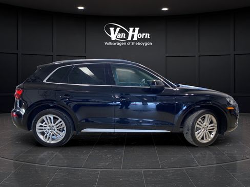 Used 2018 Audi Q5 2.0T Premium Plus w/ Premium Plus Package AWD/4WD image 8