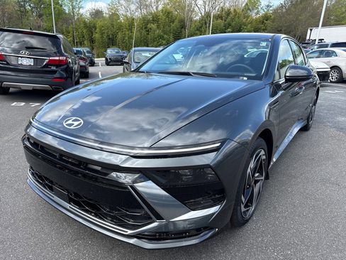 New 2026 Hyundai Sonata SEL image 3