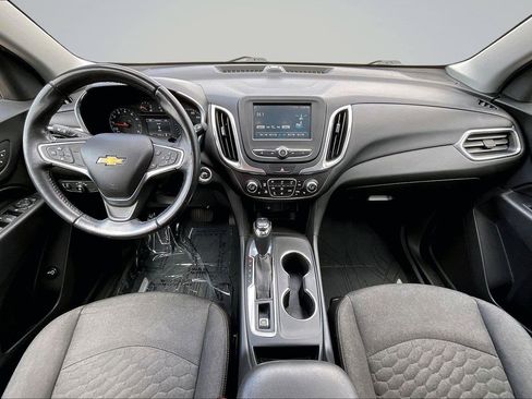 Used 2018 Chevrolet Equinox LT FWD image 17