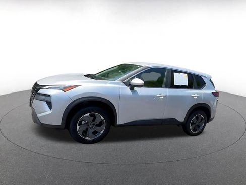 Used 2025 Nissan Rogue SV FWD image 8