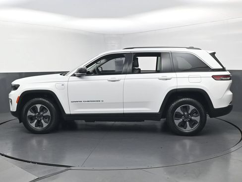 Used 2022 Jeep Grand Cherokee Limited 4xe AWD/4WD image 8