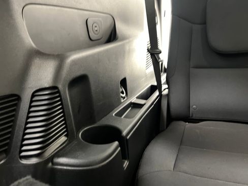 Used 2025 Ford Explorer Active image 31