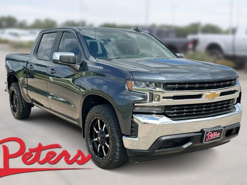 Used 2022 Chevrolet Silverado 1500 LT RWD image 1