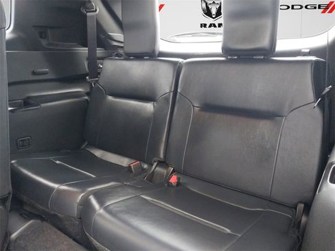 Used 2024 Mitsubishi Outlander SE image 13