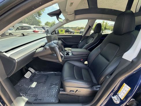 Used 2023 Tesla Model Y Performance AWD/4WD image 12
