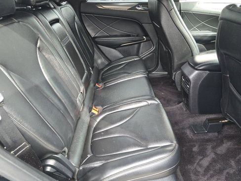 Used 2018 Lincoln MKC Premiere image 18