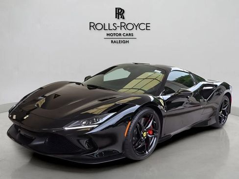 Used 2023 Ferrari F8 Tributo RWD image 1