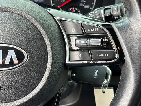 Used 2021 Kia Seltos S AWD/4WD image 20