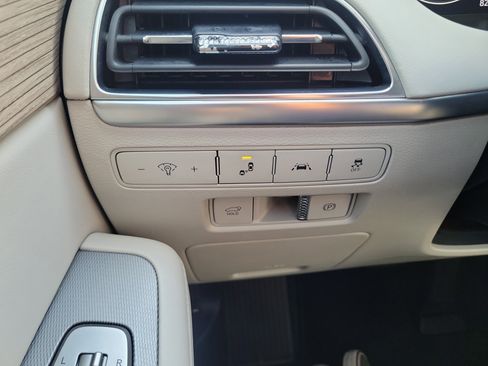 Used 2021 Hyundai Palisade Limited FWD image 26