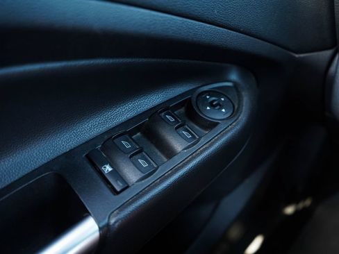 Used 2017 Ford Escape SE FWD image 28
