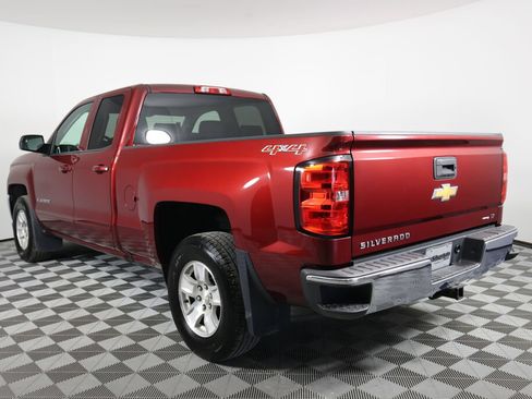 Used 2017 Chevrolet Silverado 1500 LT w/ All Star Edition AWD/4WD image 4