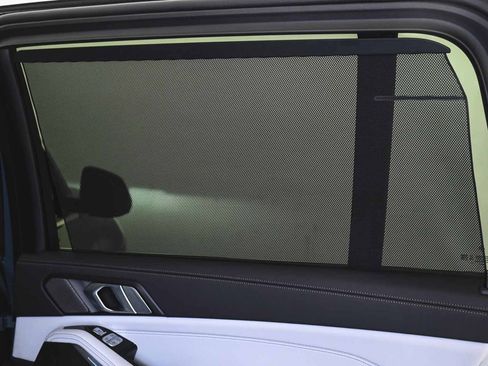 Used 2023 BMW X7 xDrive40i w/ Executive Package image 16