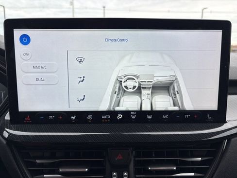 Used 2024 Ford Escape ST-Line w/ Tech Pack #1 image 16