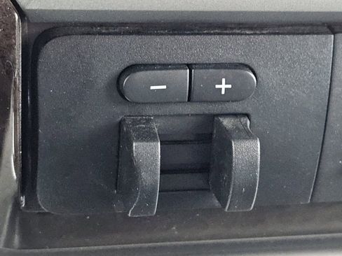 Used 2016 Ford F350 Platinum image 9