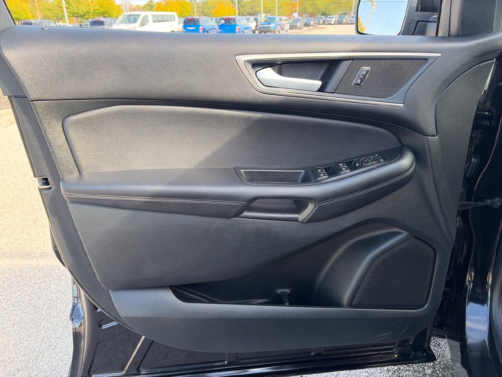 Used 2024 Ford Edge SEL w/ Convenience Package AWD/4WD image 13