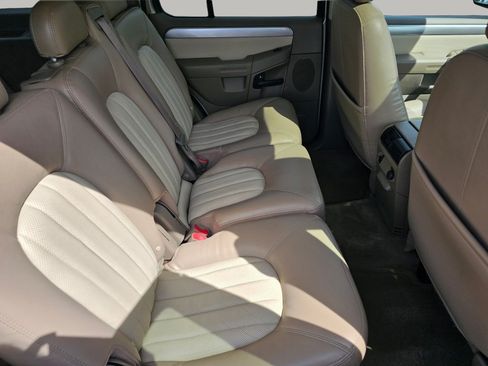Used 2004 Mercury Mountaineer Premier AWD/4WD image 24
