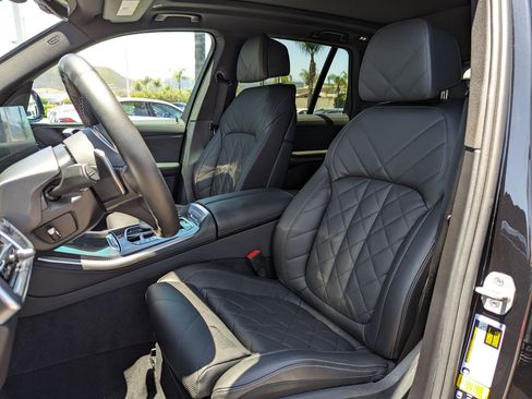 Used 2024 BMW X5 M60i w/ Climate Comfort Package image 16