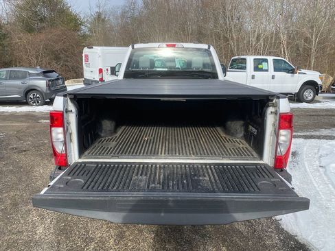 Used 2022 Ford F250 XL w/ Power Equipment Group image 23