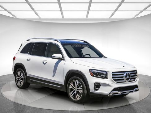 Certified 2026 Mercedes-Benz GLB 250 image 5
