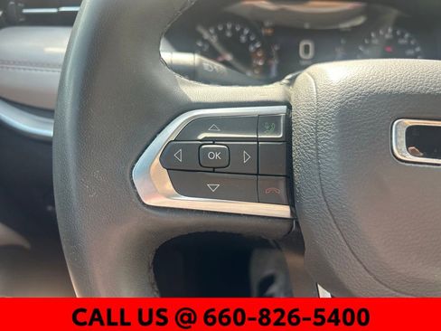 Used 2025 Jeep Compass Limited AWD/4WD image 12