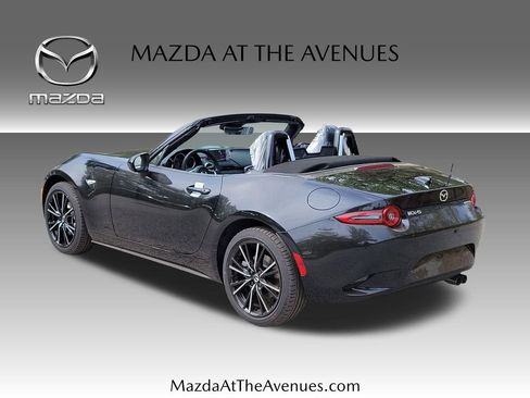 New 2026 MAZDA MX-5 Miata Grand Touring RWD image 6