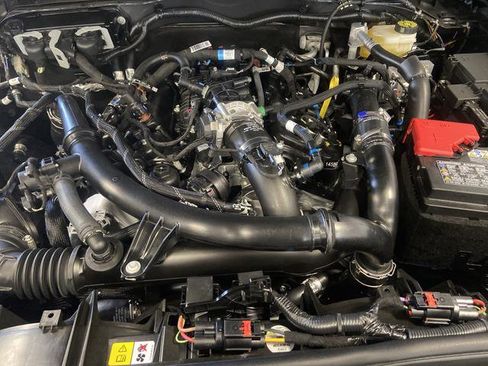 New 2025 Ford Bronco Badlands image 36